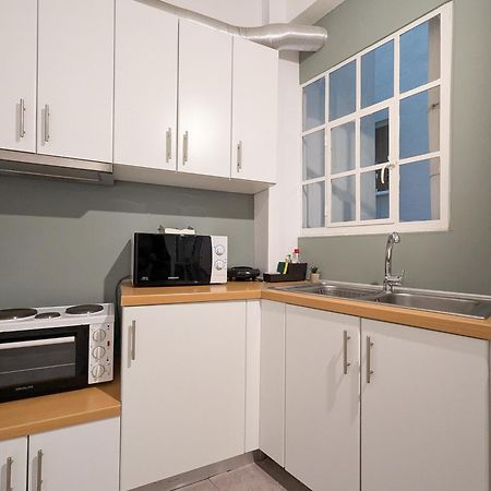 Spacious Apt For 5 Guests Next To Acropolis&Metro 雅典 外观 照片