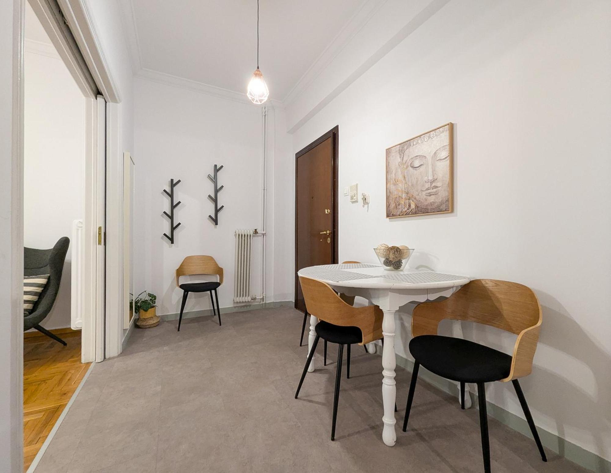 Spacious Apt For 5 Guests Next To Acropolis&Metro 雅典 外观 照片