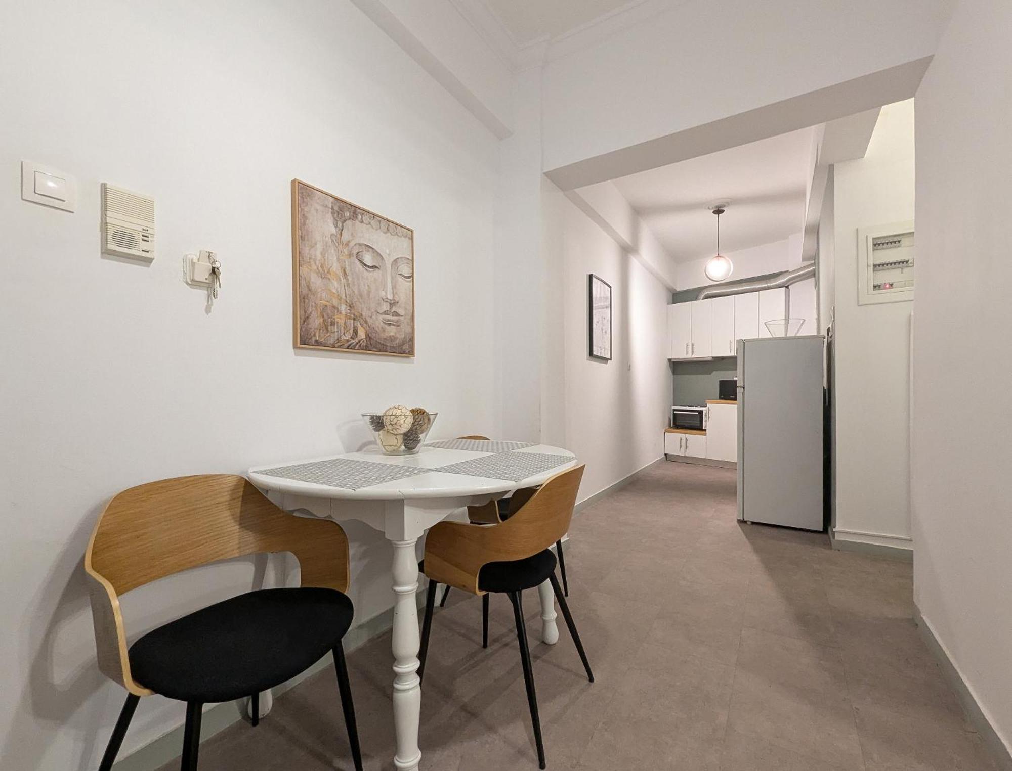 Spacious Apt For 5 Guests Next To Acropolis&Metro 雅典 外观 照片